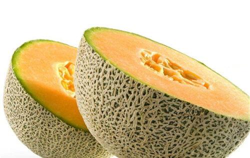 热白开吃瓜,夏日消暑新风尚